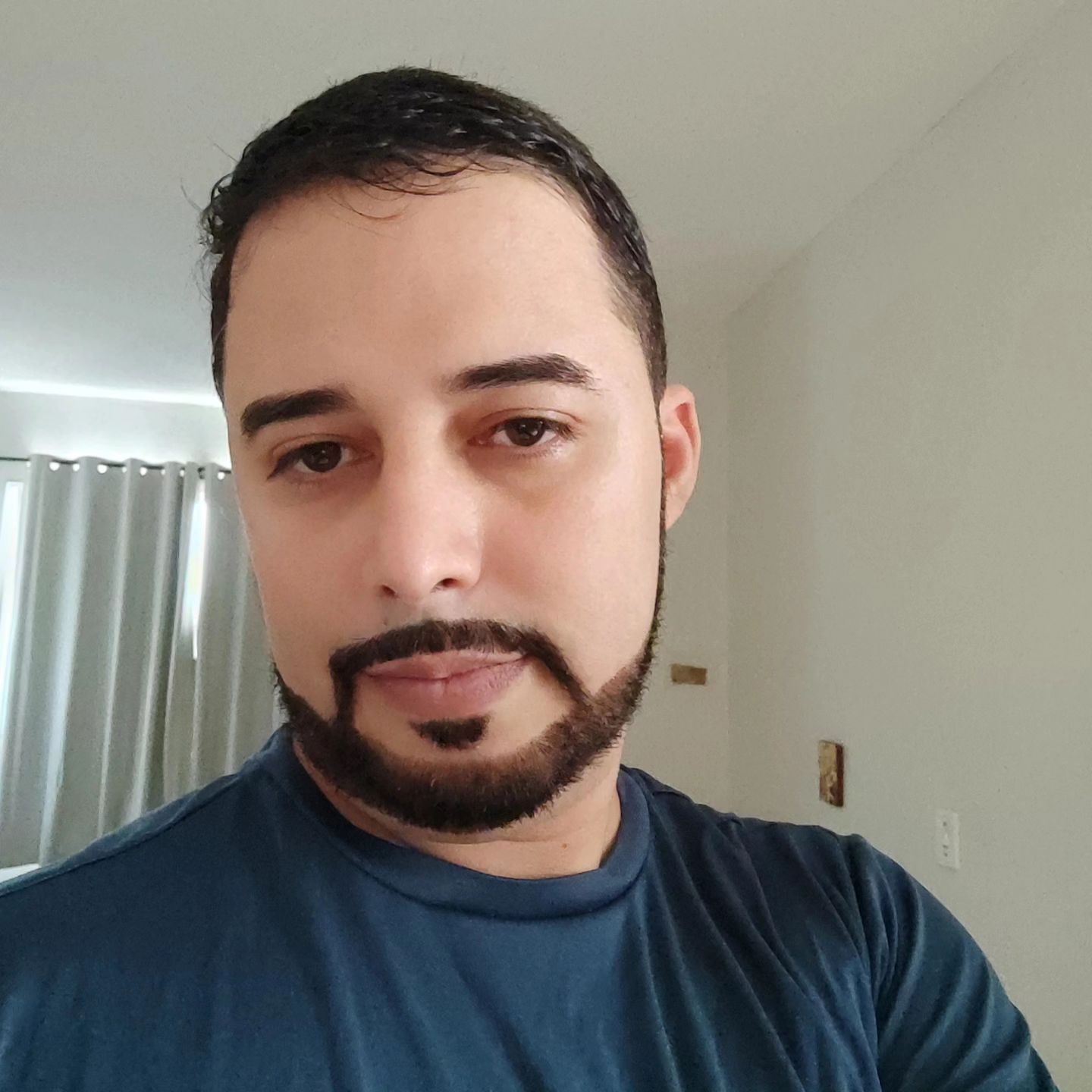 Retrato futurista de Leandro Marcos Moreira